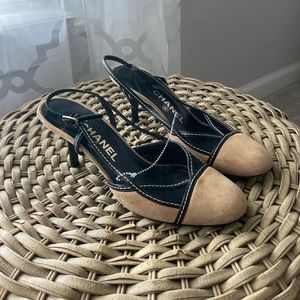 Chanel patent leather heels round toe sling back size 37 shoe 7 6.5